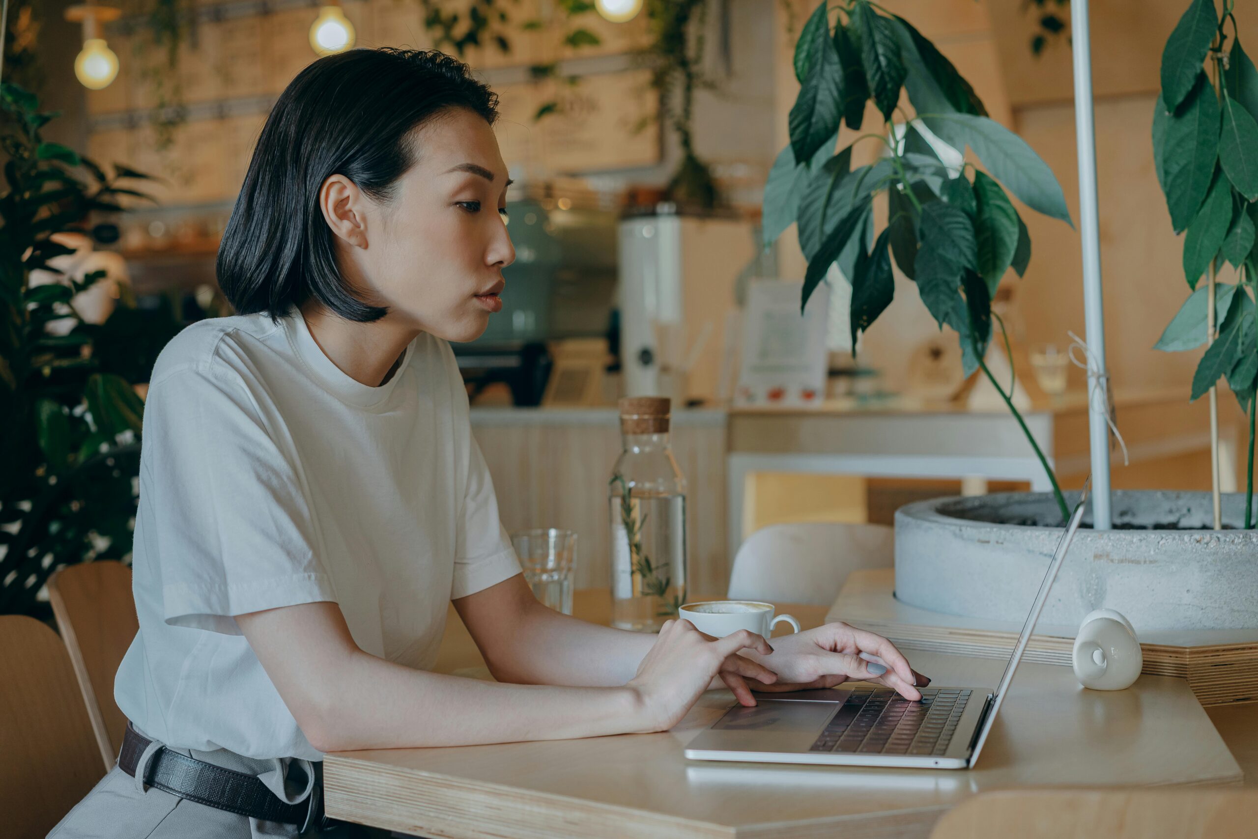 15 Online Businesses to Start in 2025